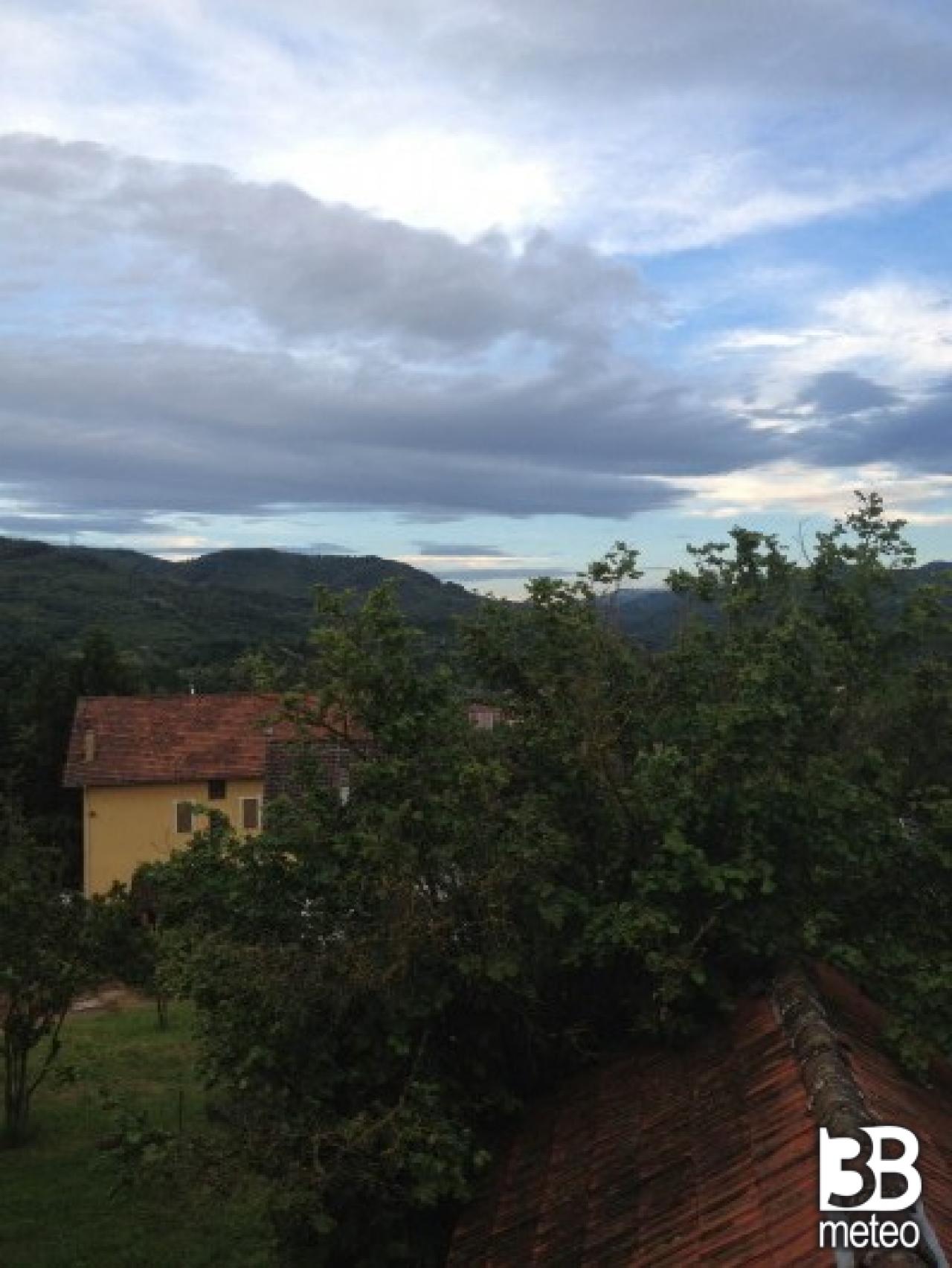 foto-meteo-sassello-09-06-13-2030-3b-meteo