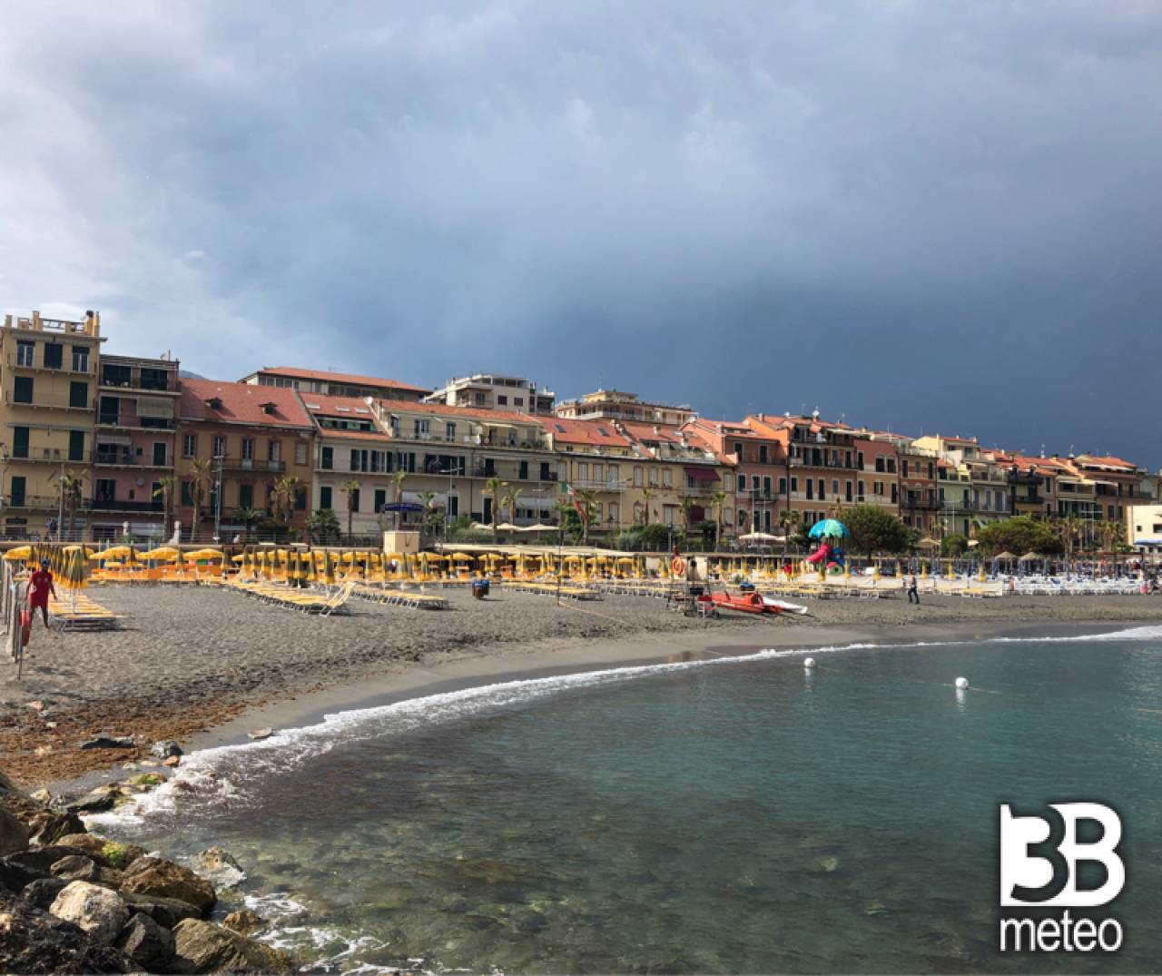 Foto Meteo Fotosegnalazione Di Loano 3B Meteo foto-meteo-fotosegnalazione-di-loano-3b-meteo