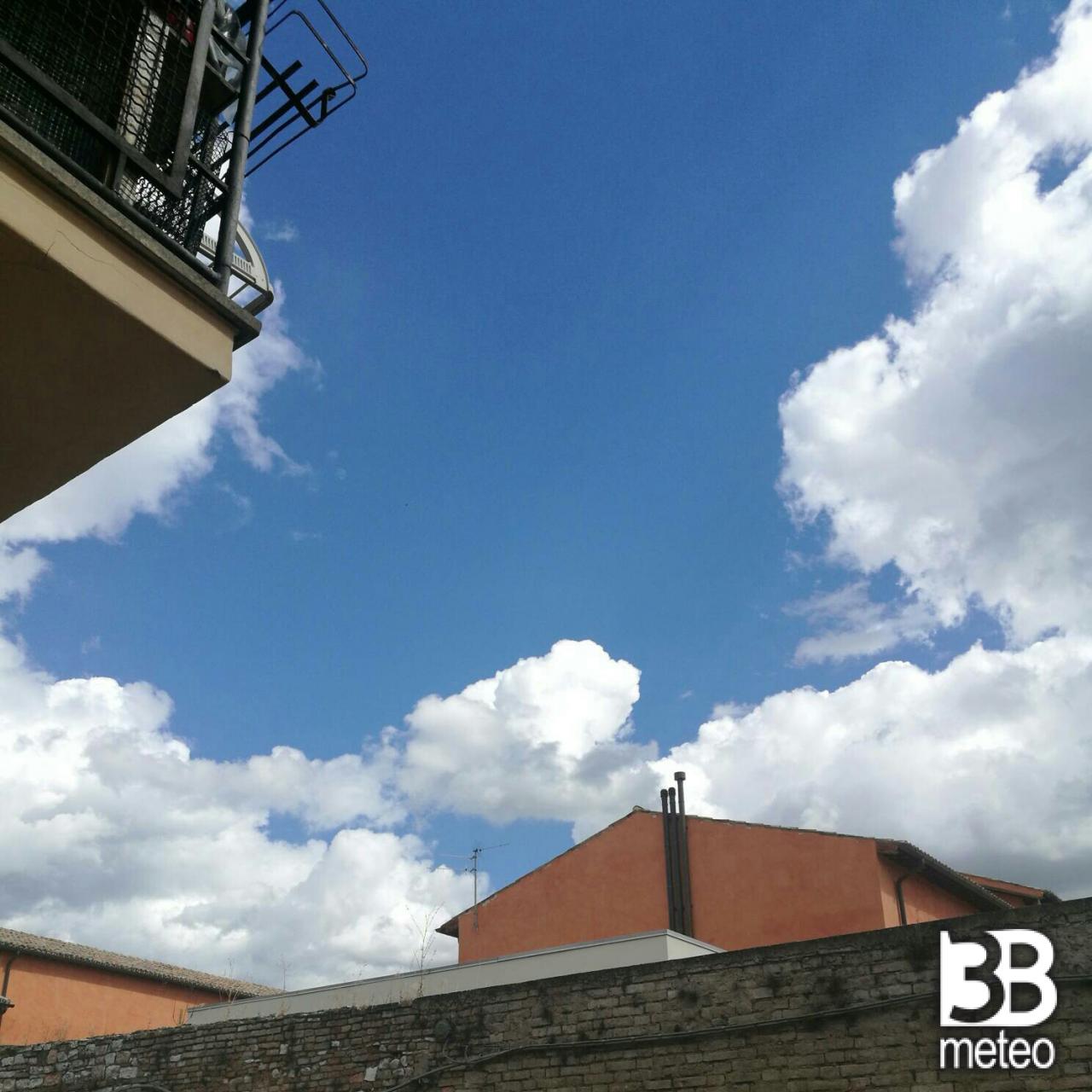 foto-meteo-fotosegnalazione-di-foligno-3b-meteo