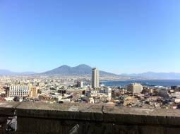Meteo Napoli: bel tempo giovedÃ¬, discreto venerdÃ¬, bel tempo sabato
