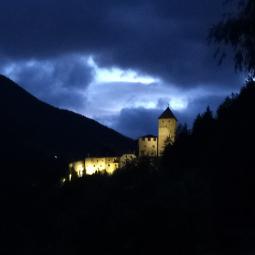 tramonto al castello