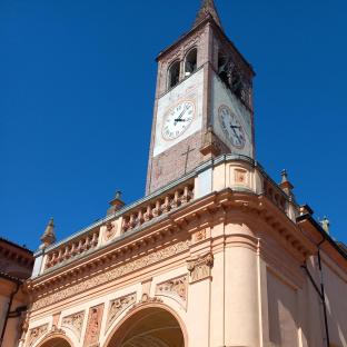 piazza crespi torre campanaria