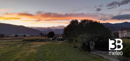 Cre'puscule  de septembre  a'  Nole