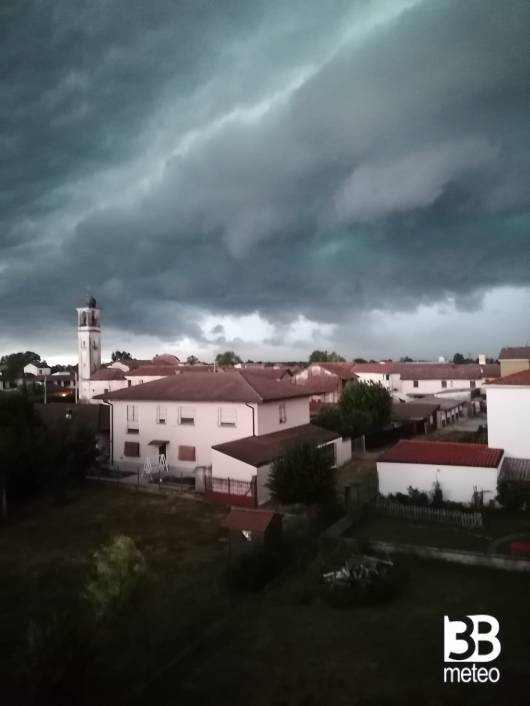 bufera in arrivo che danno