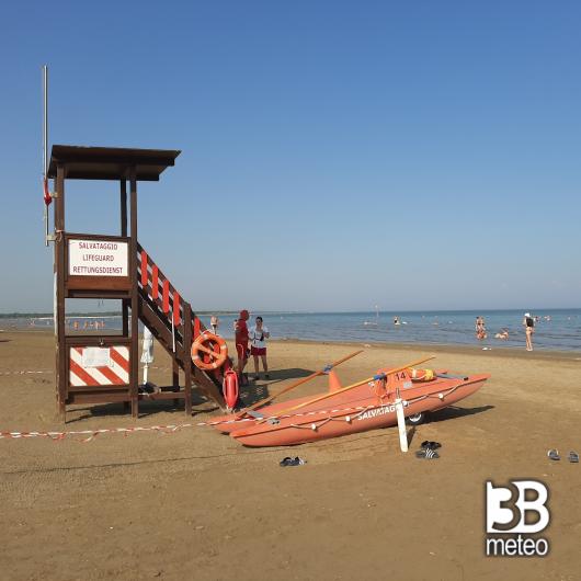 Spiaggia di levante lug 24 gipo