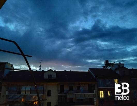 serata tra le nuvole