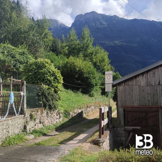 Strada valle