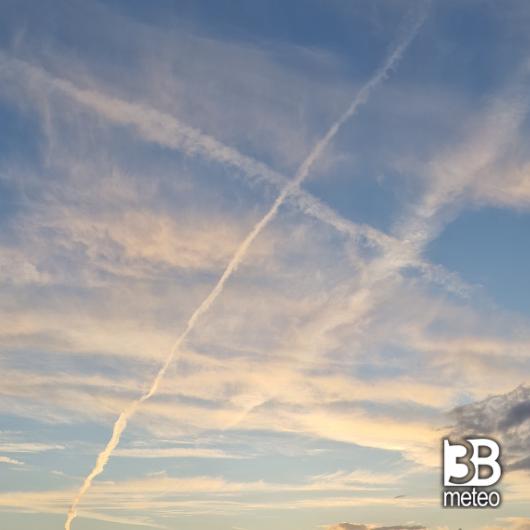 la smetteranno un giorno ad imbrattare il cielo