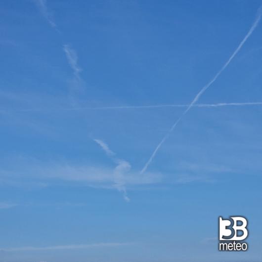 Una a nel cielo geoingegneria