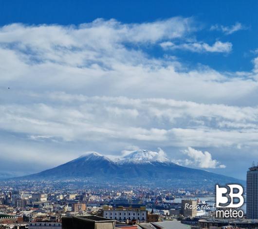 vesuvio innevato