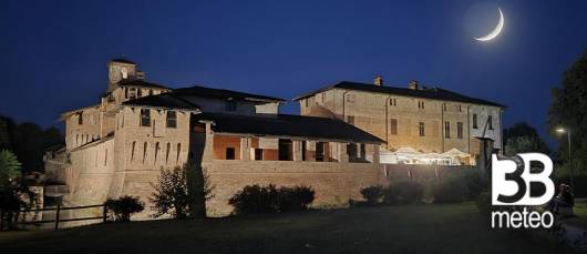 castello Pagazzano notturno