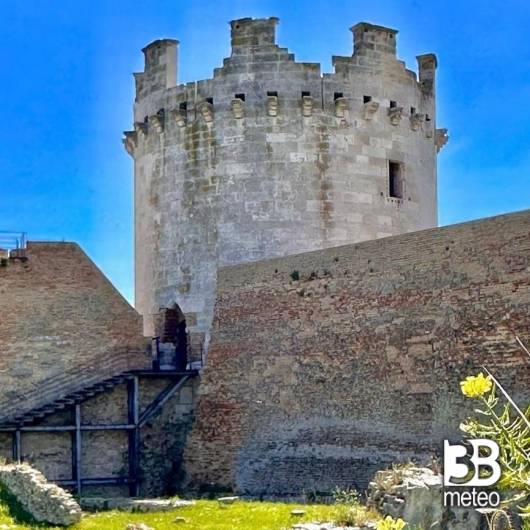 castello svevoangioino