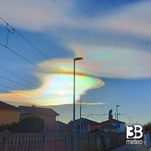 22122023 rare nuvole iridescenti a Candiolo