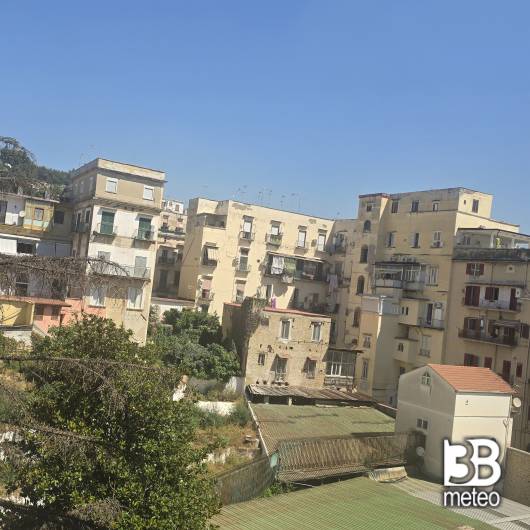 Ore 11 a napoli zona via foria