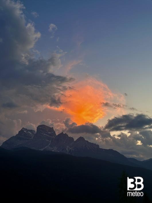 monte pelmo al tramonto