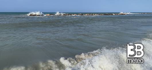 mare in subbuglio