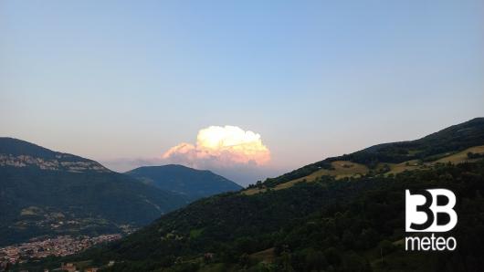 nuvole  di inizio estate