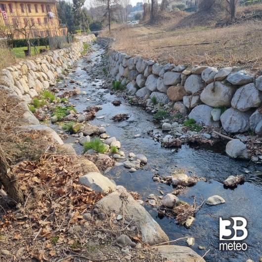 Torrente lavandaia tra via molinello e via lavandaia