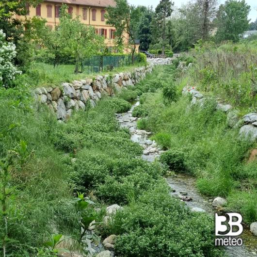 Torrente lavandaia tra via molinello e via lavandaiain data 952023