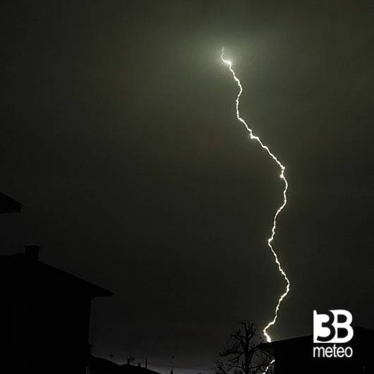 primo temporale dell'anno 1 aprilee non e' un pesce