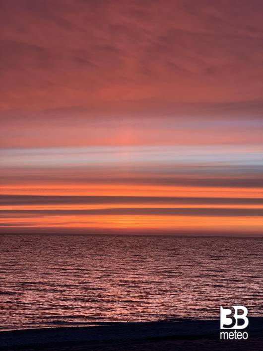 sunrise in power port - pineta club