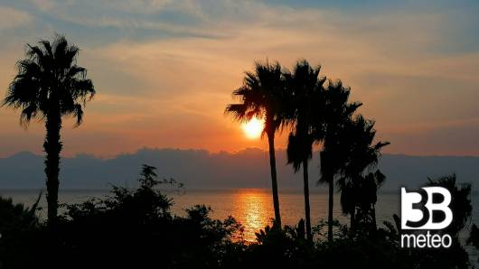 Tramonto sullo stretto