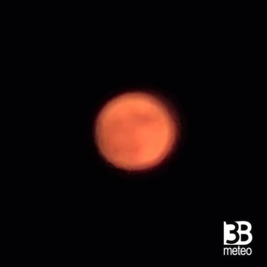 Lungomare con luna piena rossa pesaro 29 giugno 2026