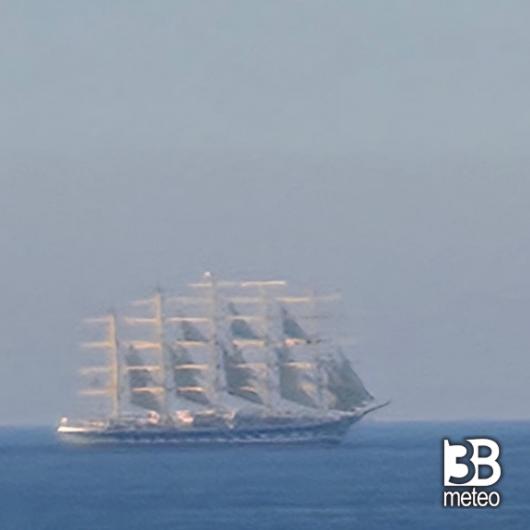un bellissimo veliero a Pesaro