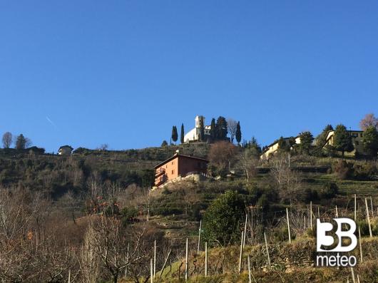 Vista del santuario dal Passone
