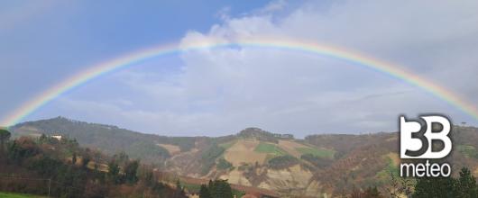 arcobaleno sulla vena dei gessi