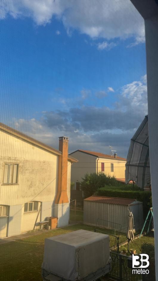 Sole e nuvole da temporale