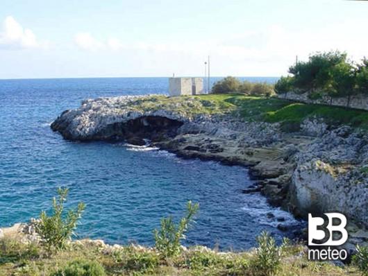 Porto Badisco - il porto dei pescatori...leggenda vuole, dove approd&ograve; Eneadove approd&ograve; Enea