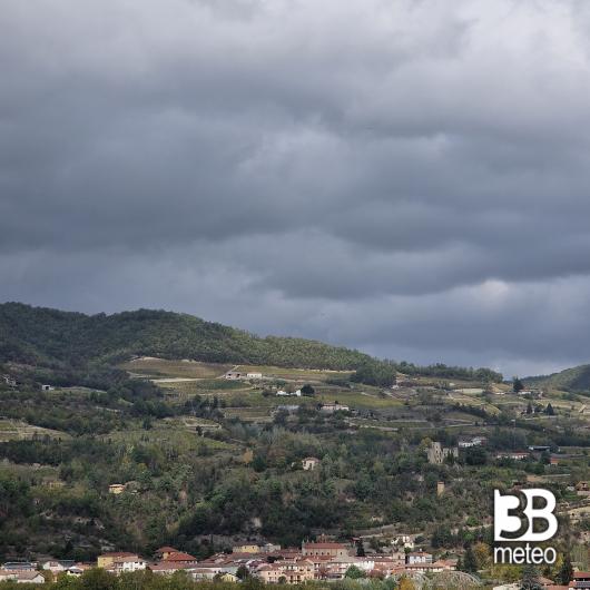 Nuvoloso con aria medio calda