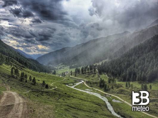 Vista su predoi valle aurina trentino alto adige 