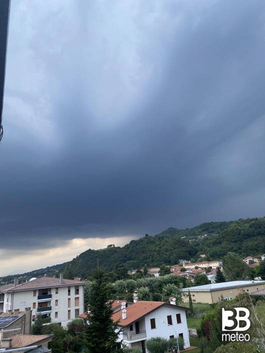 grandine in arrivo