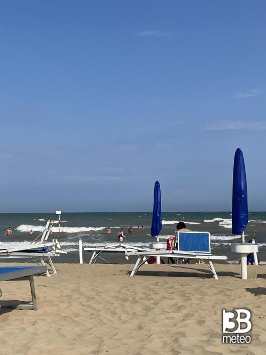 lignano riviera mare mosso
