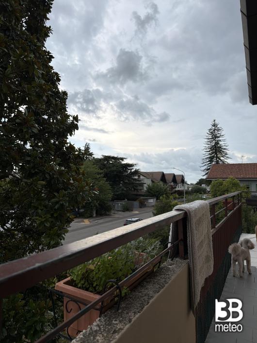 molto nuvoloso