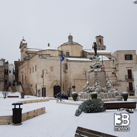 Porta grande cisternino