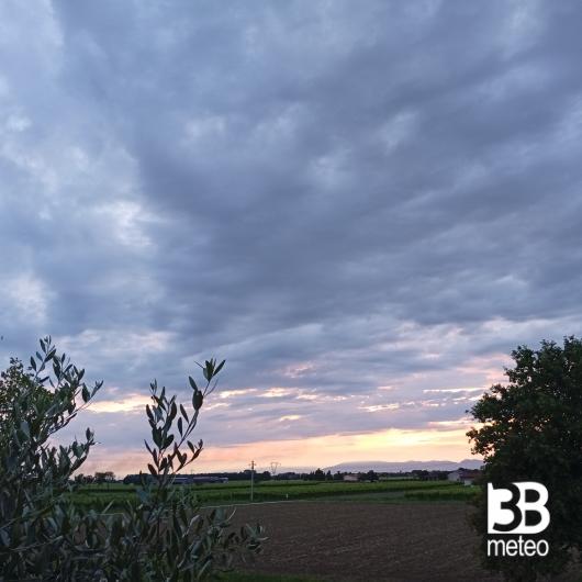 Tramonto con le nuvole....