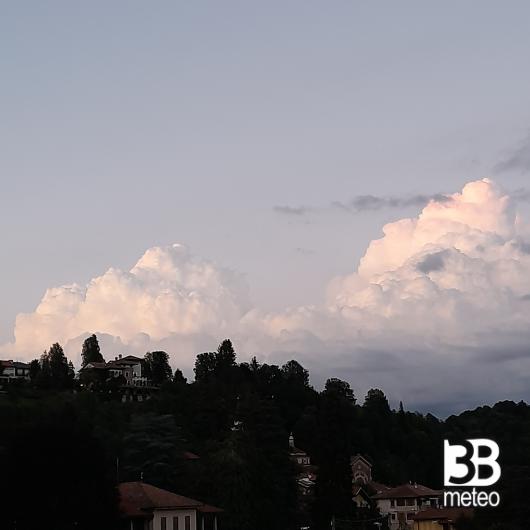 Nuvole su prayalto