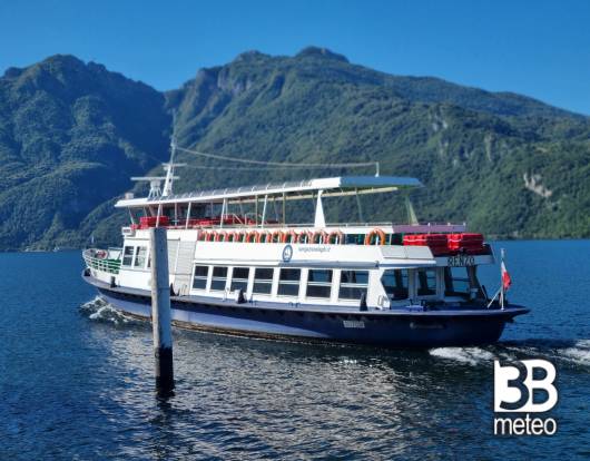 viaggiare sul lago
