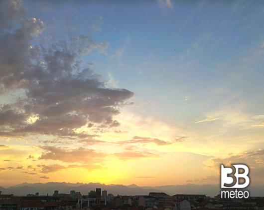 cielo al tramonto