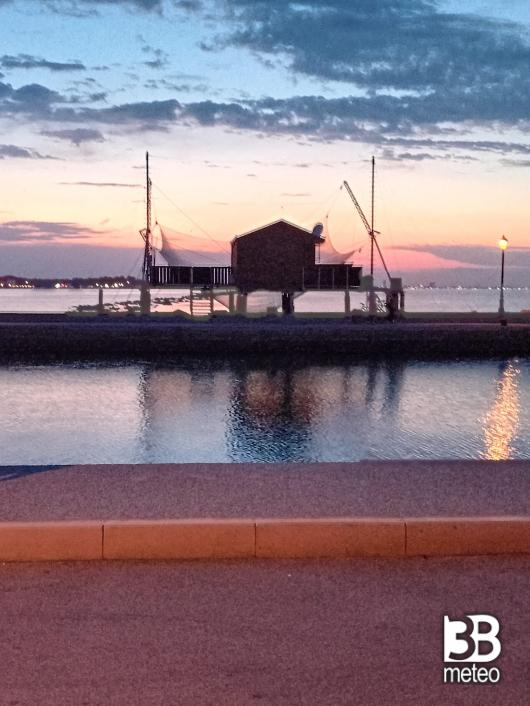 tramonto dal canale di cesenatico