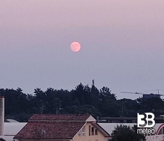luna delle fragole di giugno a feletto umberto. i miei attimi speciali adry