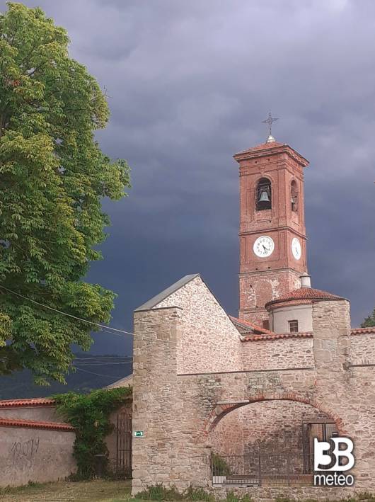 1 luglio nubi di temporale in arrivo