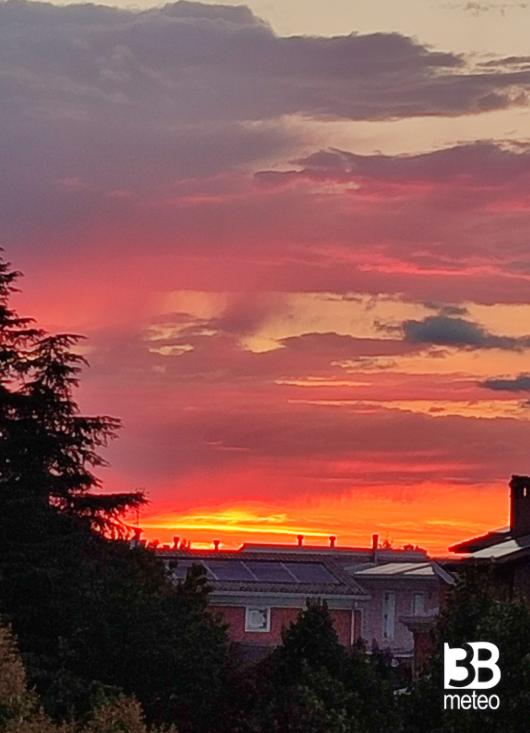 rosso di sera bel tempo si spera