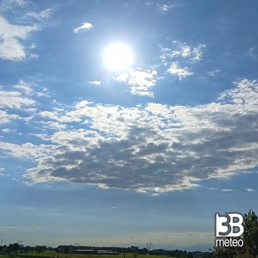 Sole e nuvole...