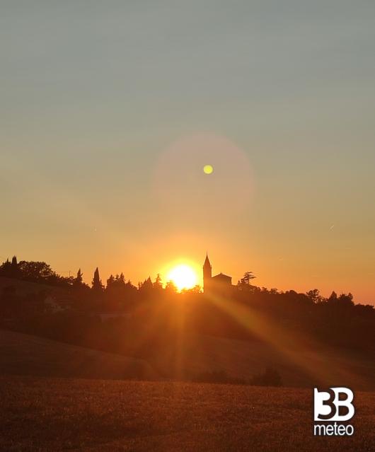 bellissimo tramonto di luglio