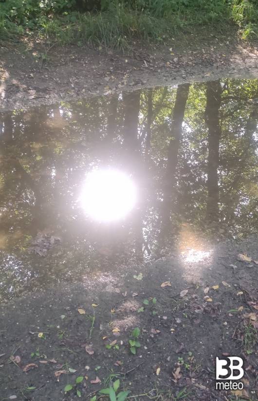 i mille volti del cormor. sole che si specchia in una pozzanghera. i miei attimi speciali adry