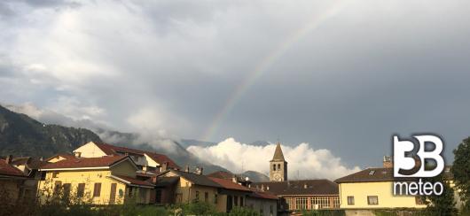 arcobaleno dopo la pioggia